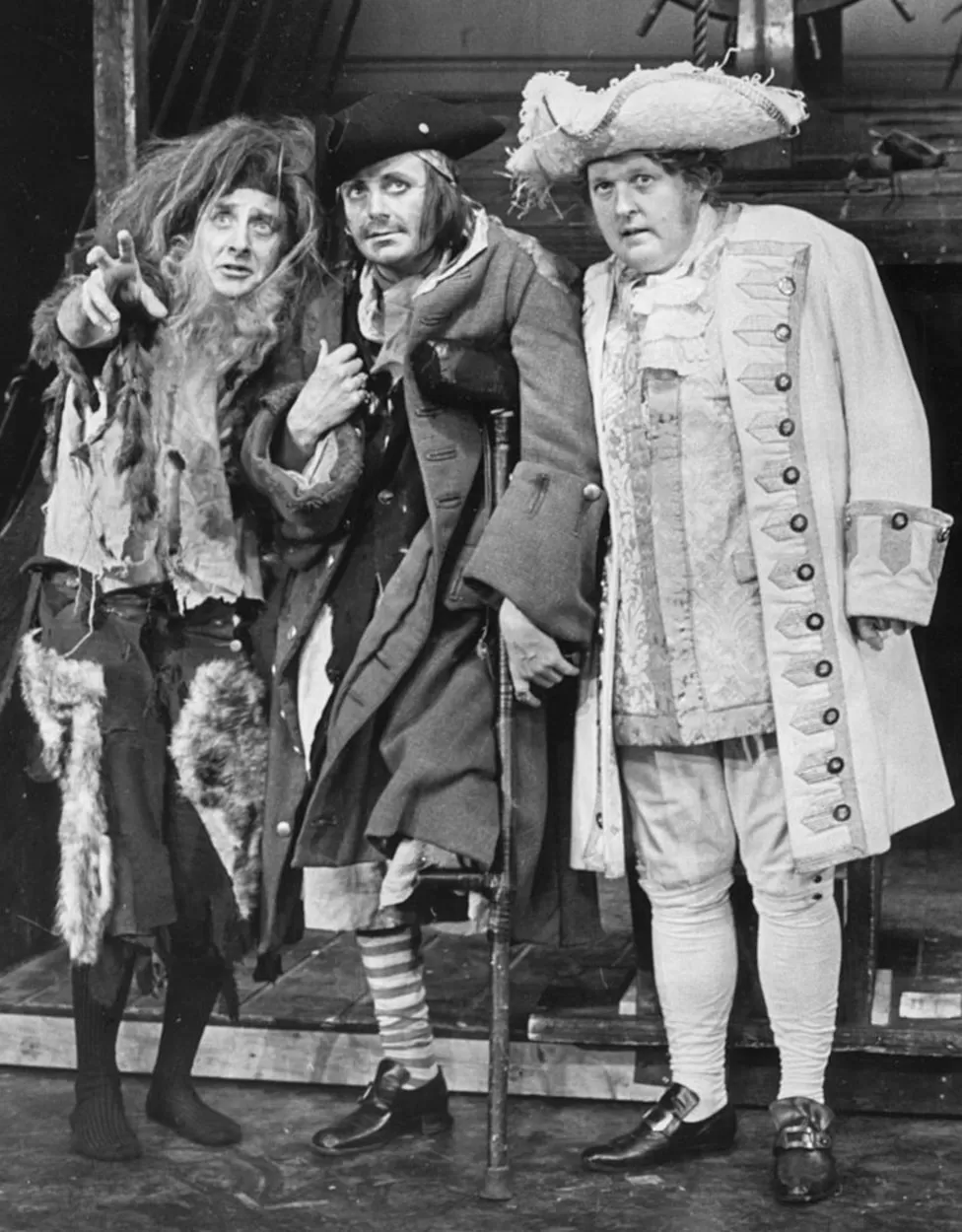 Image name: _129438398_976treasure-island---spike-milligan-and-willie-rushton---getty